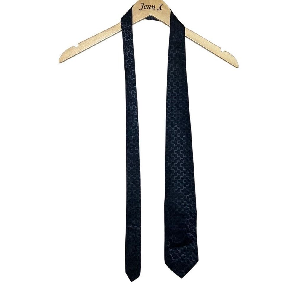 Vintage Gucci Mens Navy Blue 100% Silk Designer Pointed Neck Tie G Pattern - Picture 11 of 12